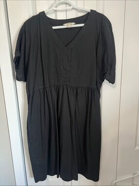 BRIGGS Black V-Neck  Dress. XL
